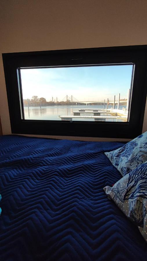 Houseboat Water King Apartament Plywajacy Dom Na Wodzie, 7 Os Wrocław Zewnętrze zdjęcie