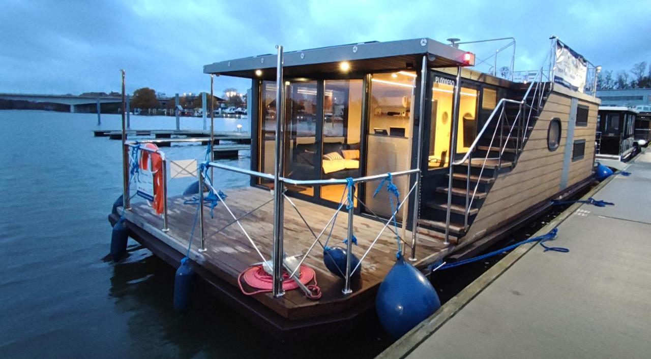 Houseboat Water King Apartament Plywajacy Dom Na Wodzie, 7 Os Wrocław Zewnętrze zdjęcie