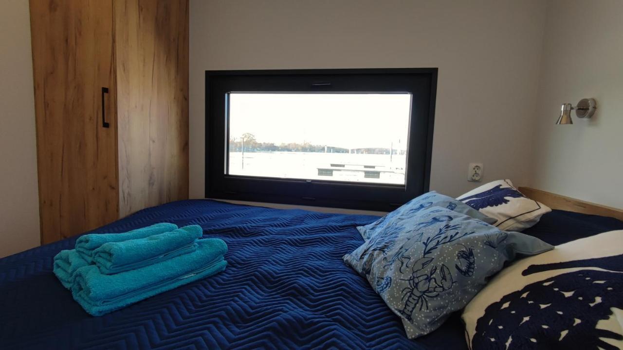 Houseboat Water King Apartament Plywajacy Dom Na Wodzie, 7 Os Wrocław Zewnętrze zdjęcie